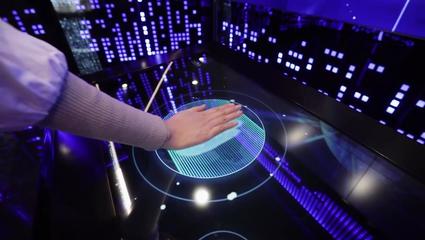 華為等31個數(shù)據(jù)中心落戶 『云數(shù)據(jù)』的盡頭是烏蘭察布